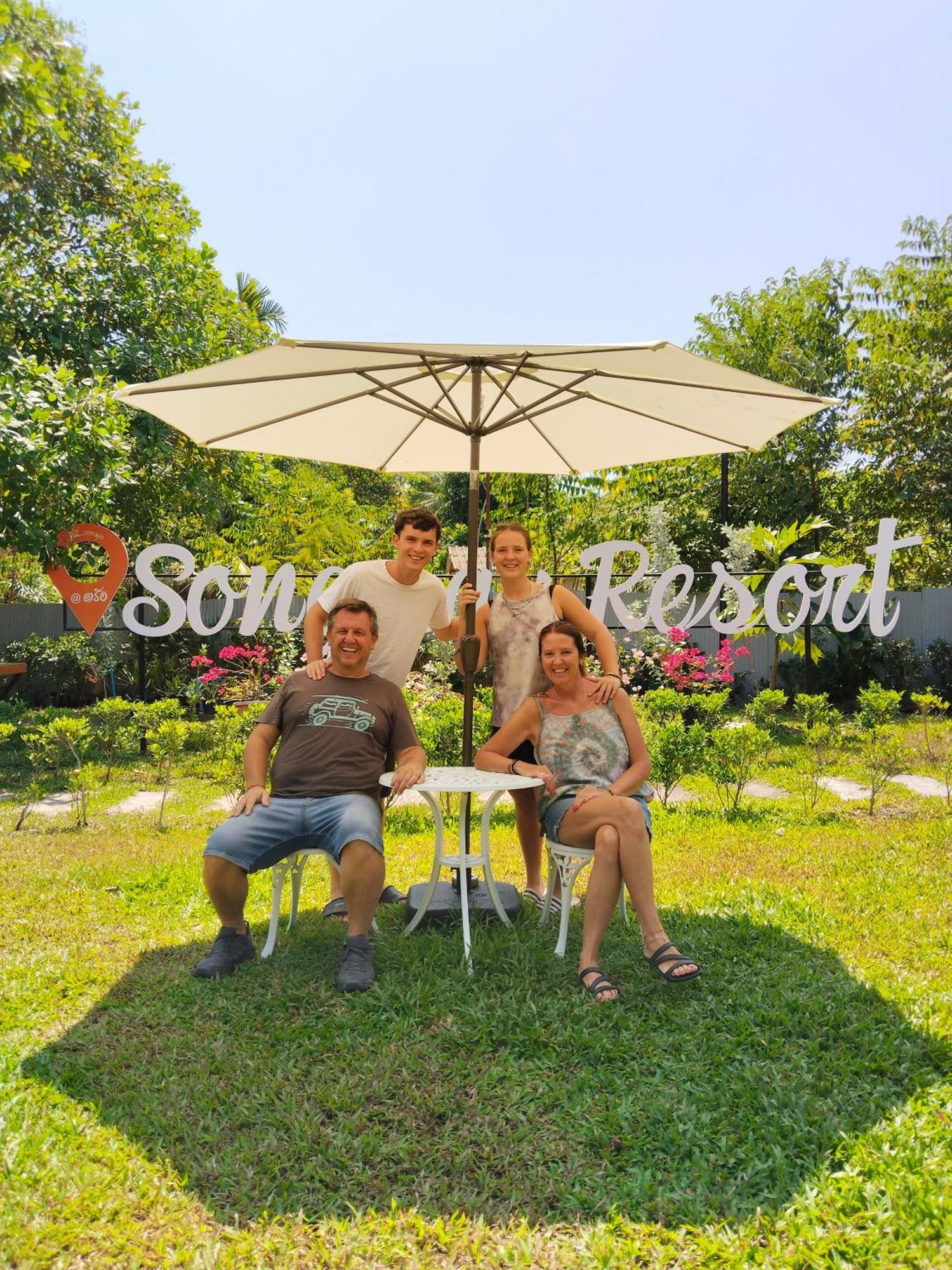 Song Lay Resort, Koh Mook, Trang Thailand エクステリア 写真